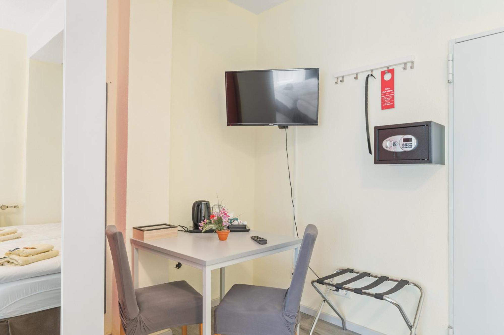 Businesshotel Lemon Suites Self Check-In Messe Airport Mit Kueche - Monteure Willkommen Neuhausen auf den Fildern Ruang foto