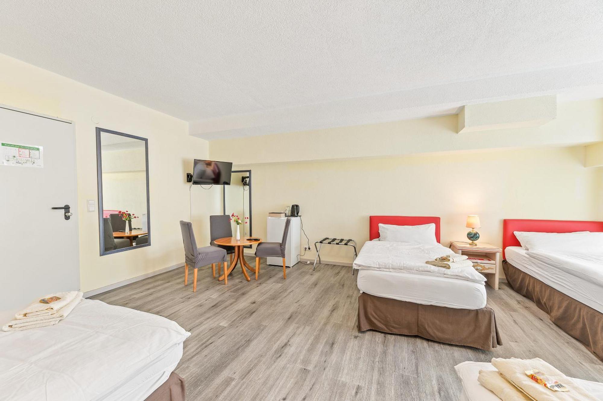 Businesshotel Lemon Suites Self Check-In Messe Airport Mit Kueche - Monteure Willkommen Neuhausen auf den Fildern Ruang foto
