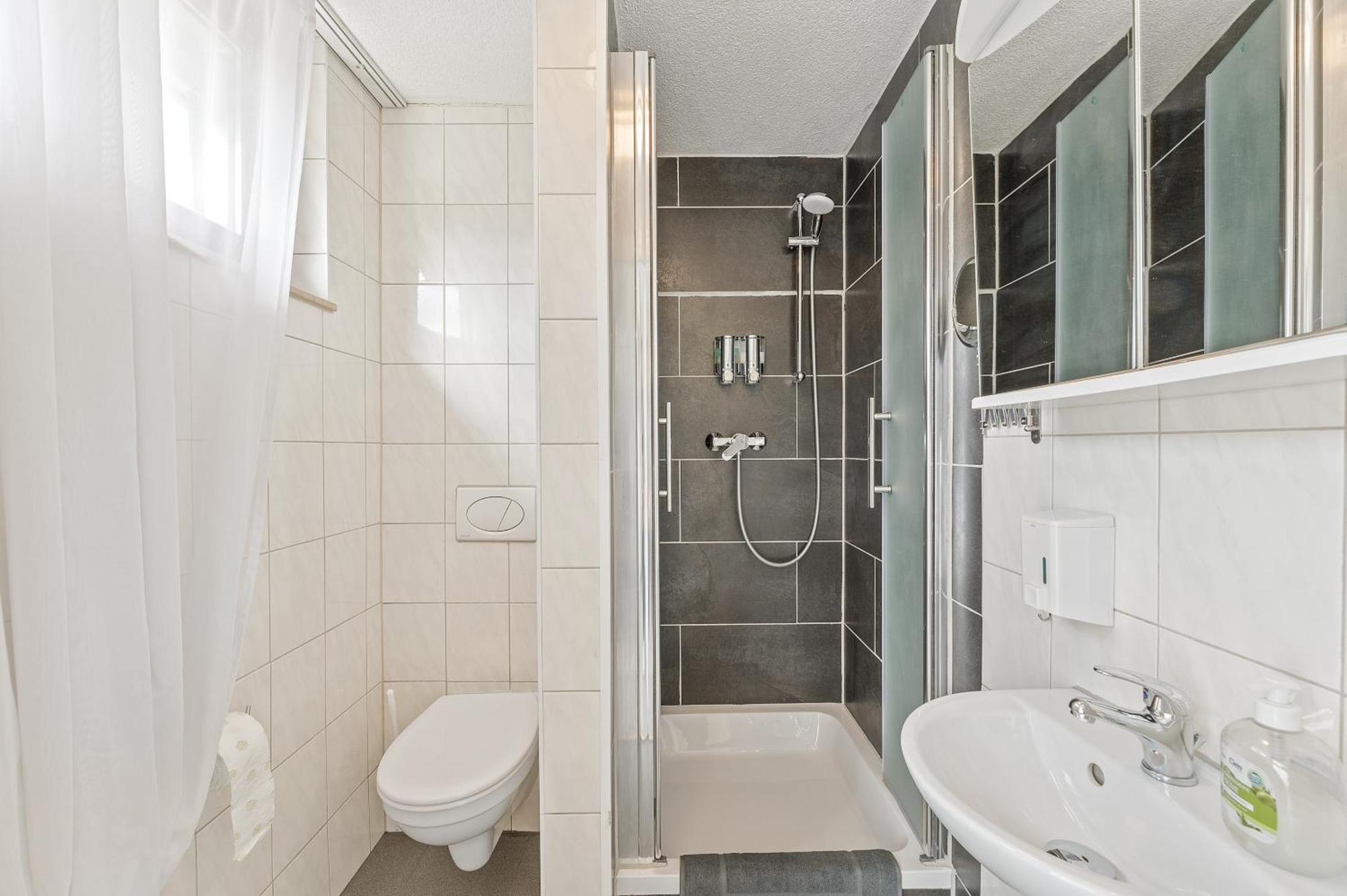 Businesshotel Lemon Suites Self Check-In Messe Airport Mit Kueche - Monteure Willkommen Neuhausen auf den Fildern Ruang foto