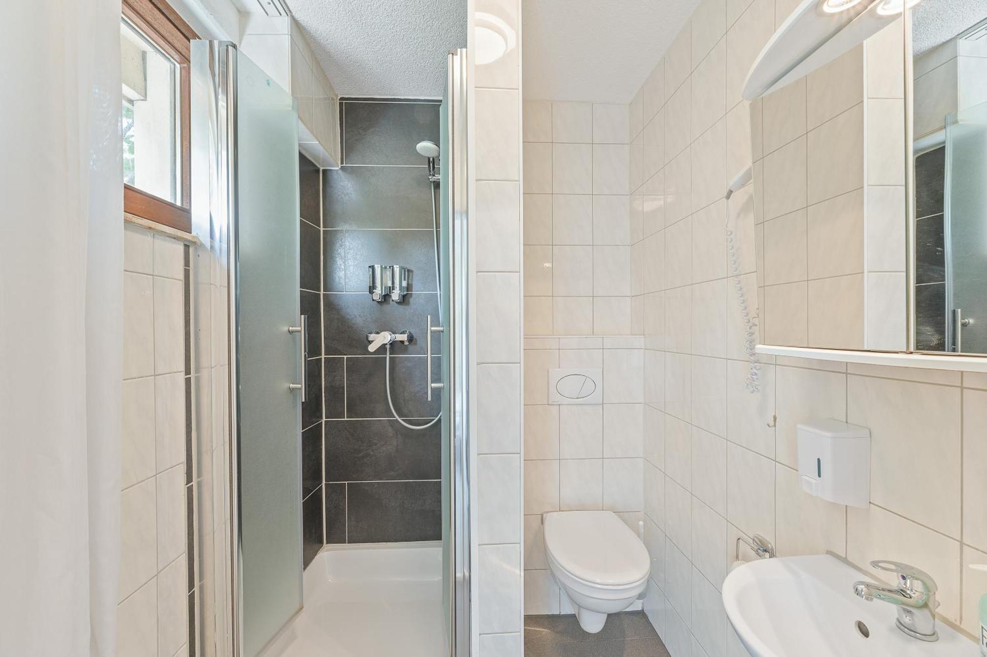 Businesshotel Lemon Suites Self Check-In Messe Airport Mit Kueche - Monteure Willkommen Neuhausen auf den Fildern Ruang foto